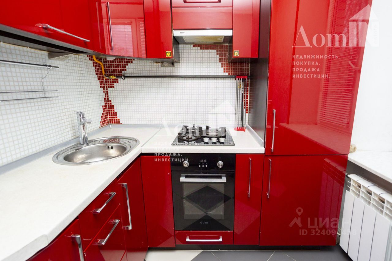 Продажа 2-комн квартиры на вторичном рынке Пушкин, бульвар Алексея Толстого, 46