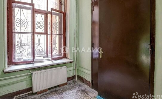 Продажа 4-комн квартиры на вторичном рынке Литейный пр-кт,  д. 31