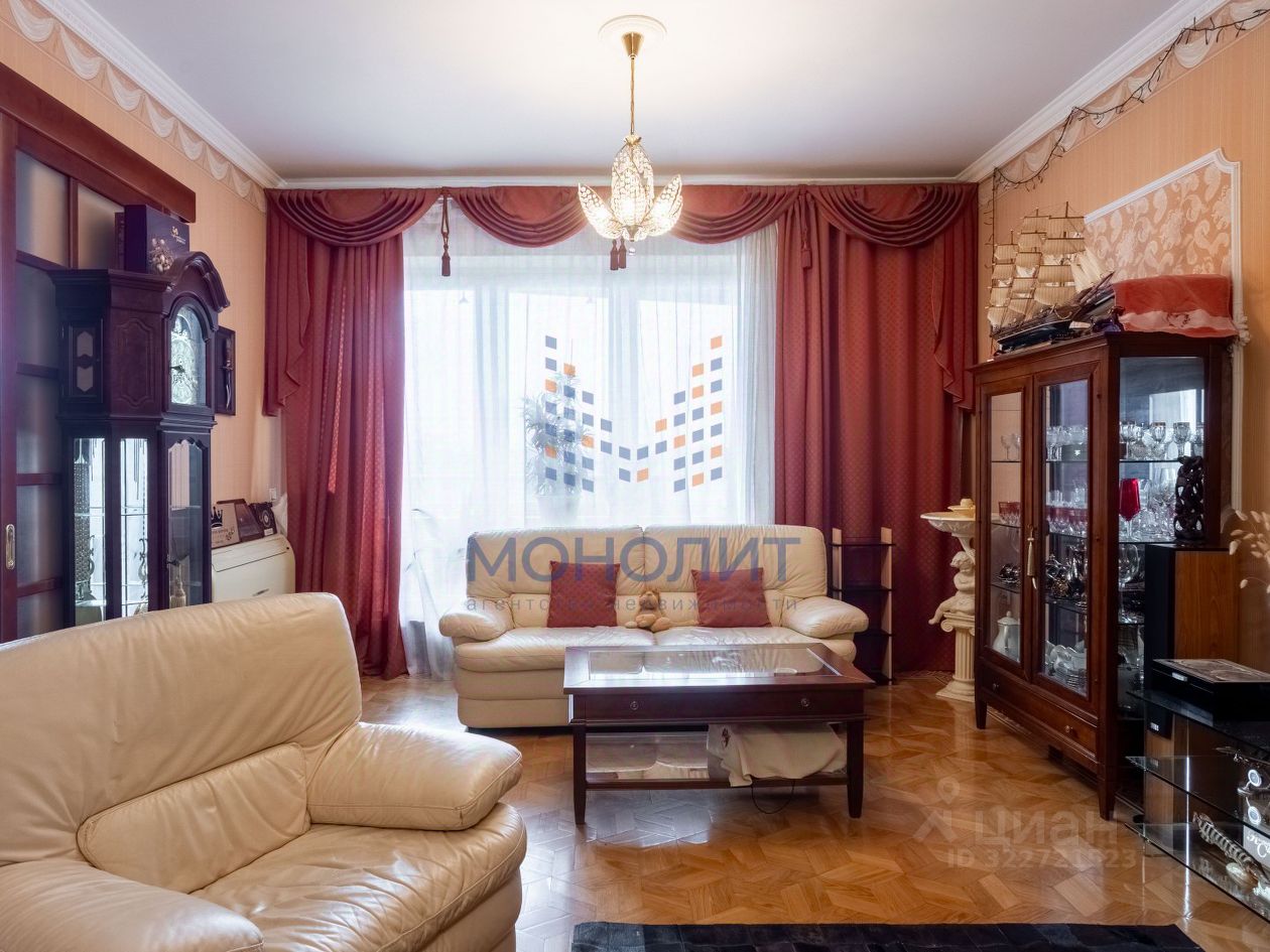 Продажа 3-комн квартиры на вторичном рынке улица Улофа Пальме, 1