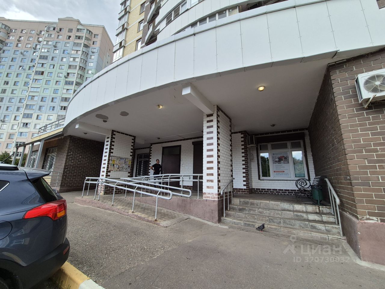 Продажа 1-комн квартиры на вторичном рынке д. Островцы, улица Подмосковная, 36