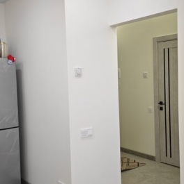 Продажа 2-комн квартиры на вторичном рынке Клинская улица,  д. 2А с7