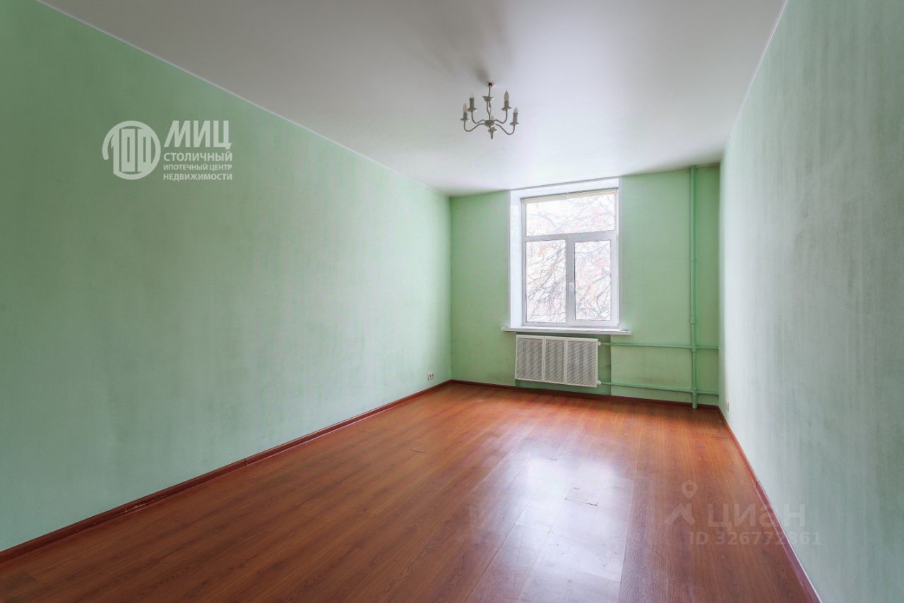Продажа 3-комн квартиры на вторичном рынке Сколковское шоссе, 7