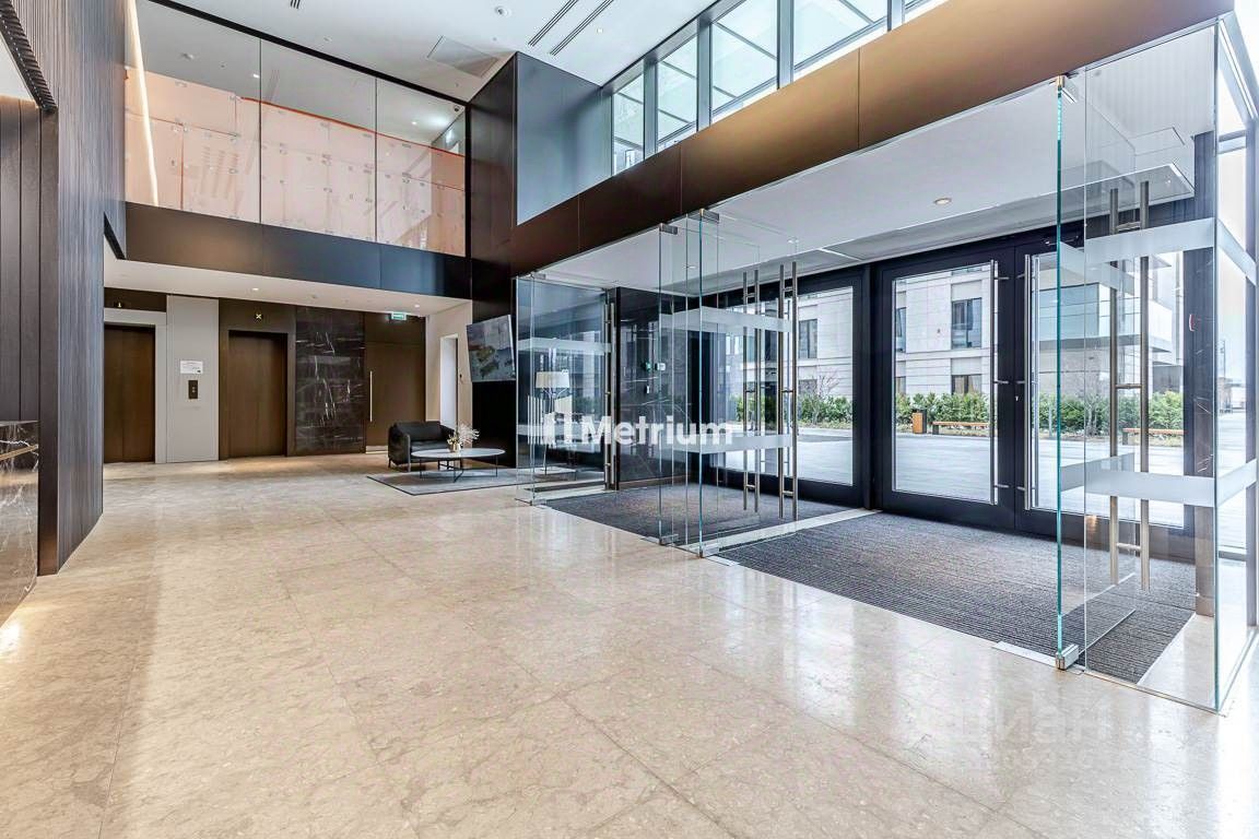 Продажа 5-комн квартиры на вторичном рынке Мосфильмовская улица, 1к1
