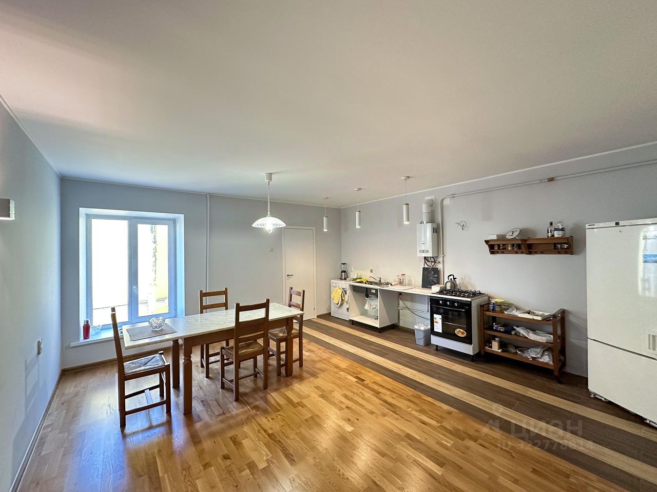 Продажа 3-комн квартиры на вторичном рынке Литейный проспект, 58