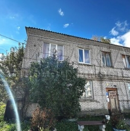 Продажа 1-комн квартиры на вторичном рынке Житково, Центральная улица,  д. 17