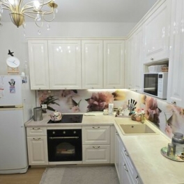 Продажа 2-комн квартиры на вторичном рынке ул Беловежская,  д. 13