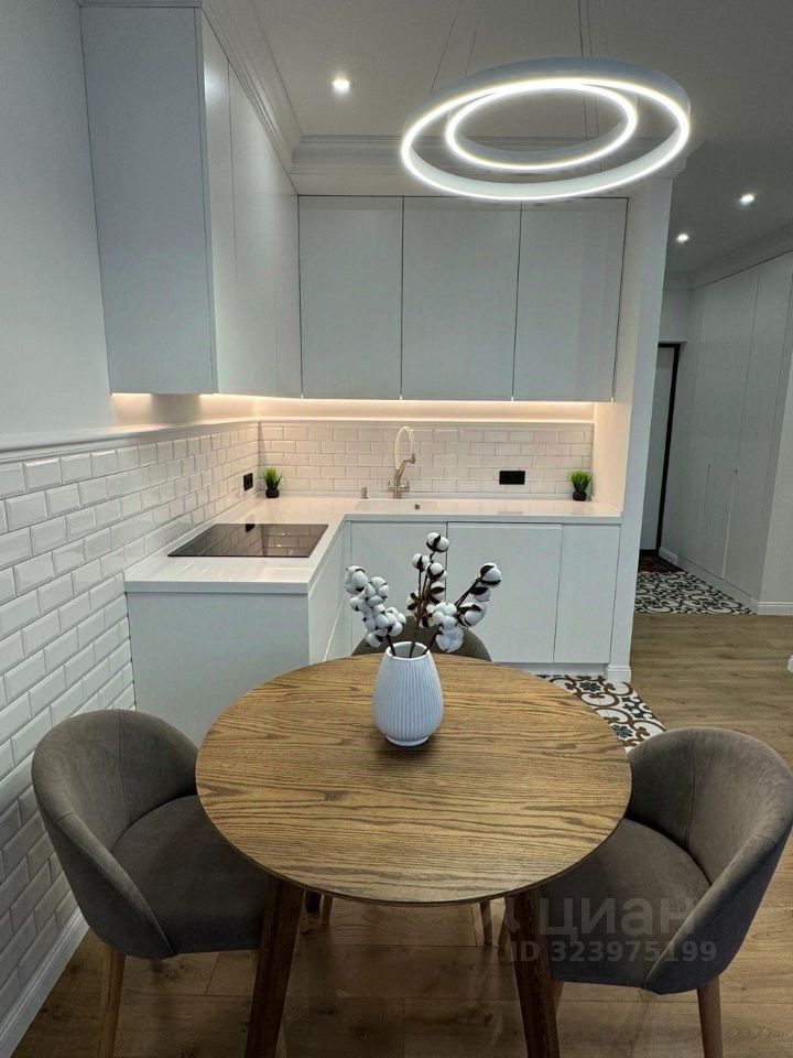 Продажа 2-комн квартиры на вторичном рынке Тайнинская улица, 9к1