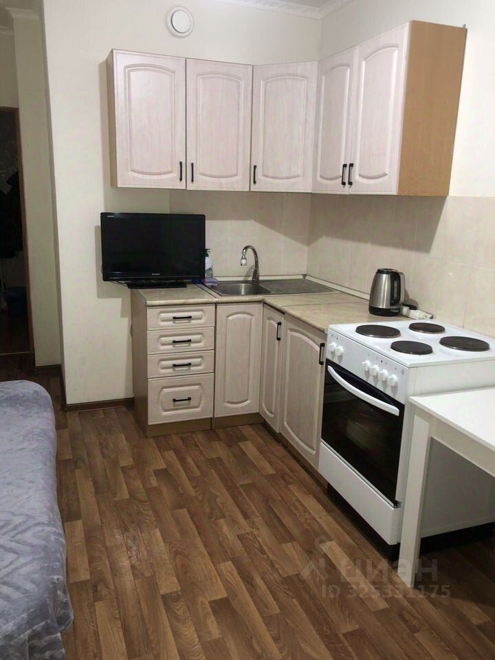 Продажа 3-комн квартиры на вторичном рынке Фестивальная улица, 41к1