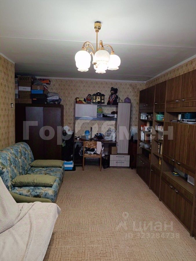 Продажа 2-комн квартиры на вторичном рынке Онежская улица, 18К3