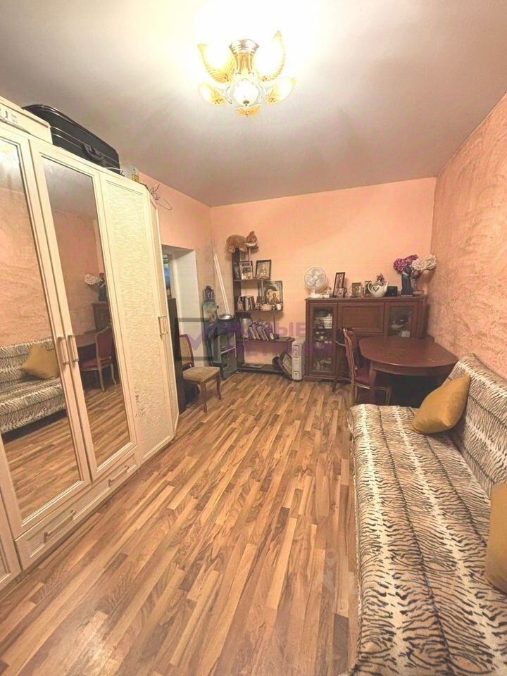 Продажа 2-комн квартиры на вторичном рынке Большая Разночинная улица, 11