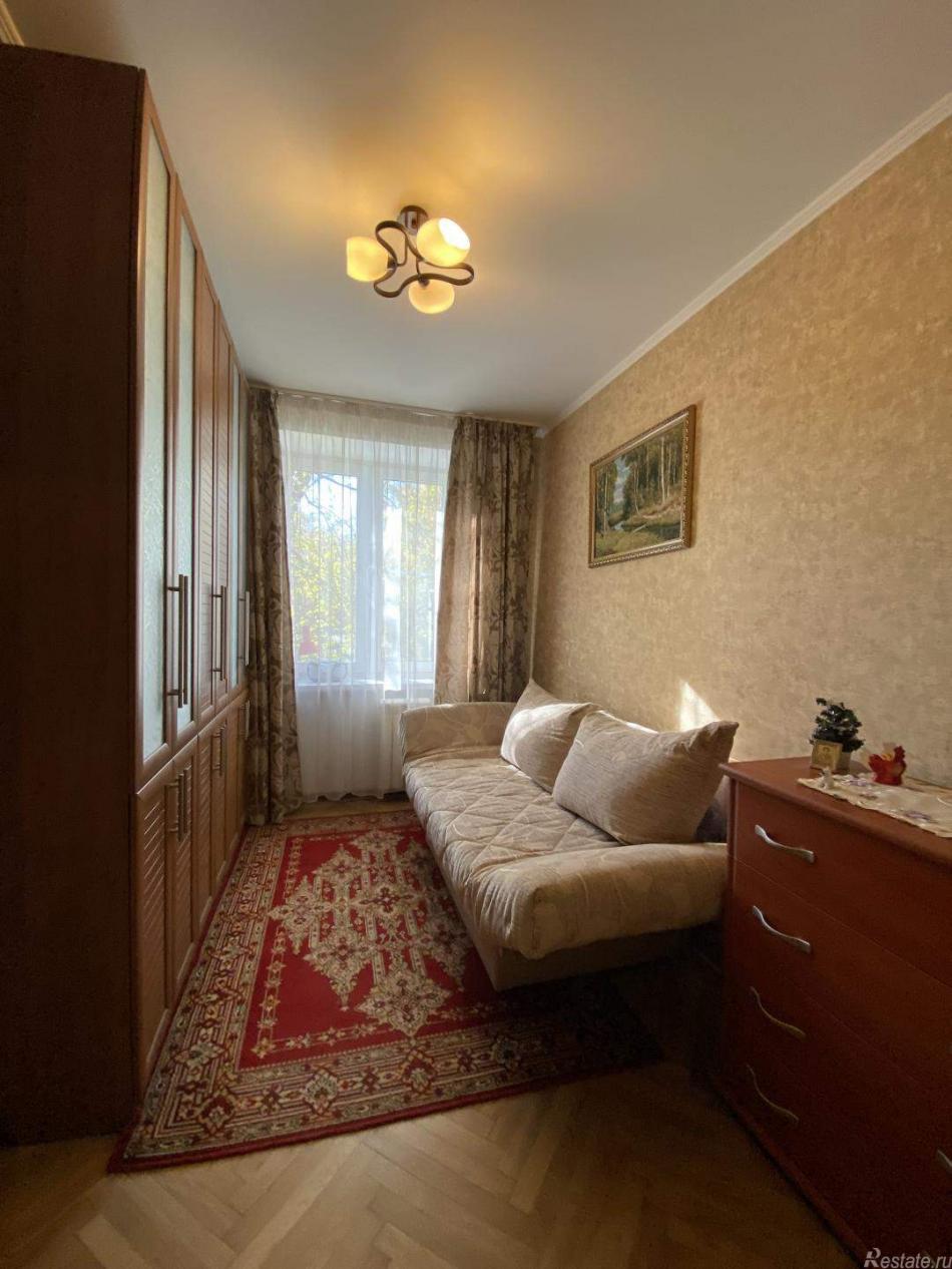 Продажа 2-комн квартиры на вторичном рынке 12-я Новокузьминская улица,  д. 4,  к. 2