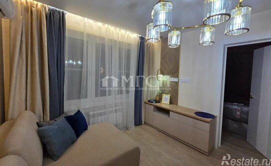 Продажа 3-комн квартиры на вторичном рынке улица Красного Маяка,  д. 13А к3