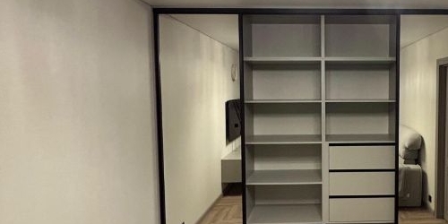 2-комн квартира улица Заморенова, 41