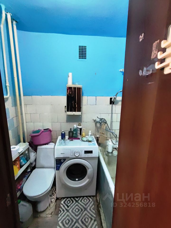 Продажа 1-комн квартиры на вторичном рынке пос. Войсковицы, площадь Манина, 4