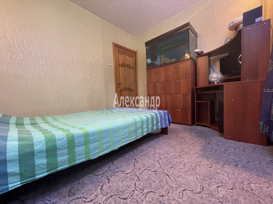 Продажа 3-комн квартиры на вторичном рынке Суздальский просп.,  д. 101