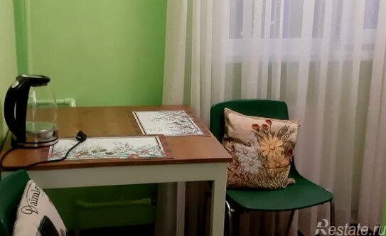 Аренда 1-комн квартиры на вторичном рынке Загребский б-р,  д. 27/16