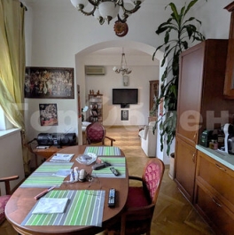 Продажа 4-комн квартиры на вторичном рынке ул Пятницкая,  д. 59/19,  к. 5