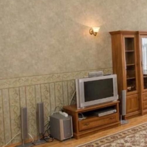 4-комн квартира улица Декабристов, 53