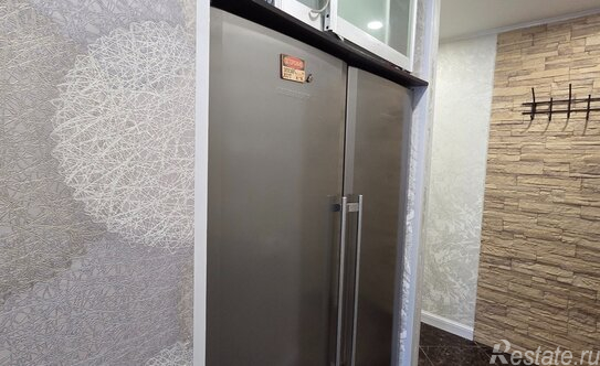 Продажа 3-комн квартиры на вторичном рынке Псковская улица,  д. 2 к2