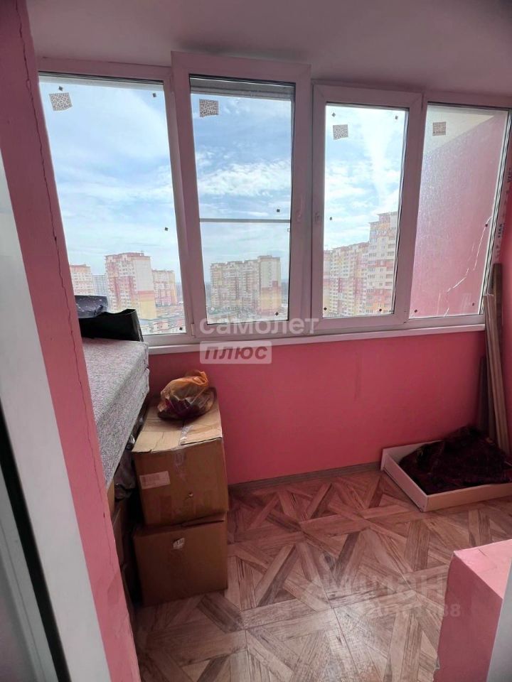 Продажа 3-комн квартиры на вторичном рынке Новые Островцы мкр, д. Островцы, улица Баулинская, 4