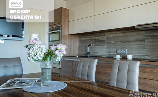 Продажа 3-комн квартиры на вторичном рынке Художников пр-кт,  д. 10,  к. 1