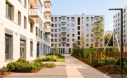 Продажа 3-комн квартиры на вторичном рынке улица Стахановцев,  д. 1 с1