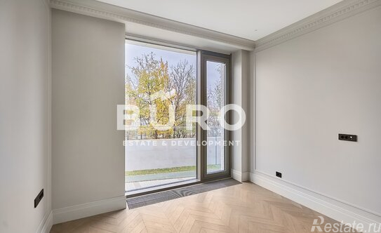 Продажа 4-комн квартиры на вторичном рынке улица Братьев Фонченко,  д. 1 к6