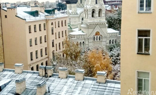 Продажа 5-комн квартиры на вторичном рынке Мытнинская ул,  д. 5/2