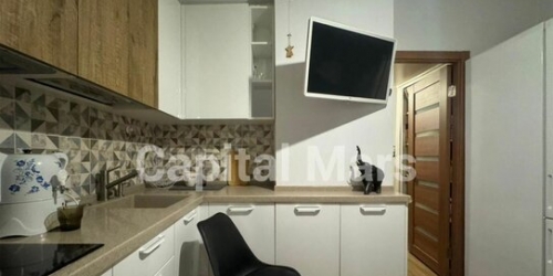 2-комн квартира Белозерская улица,  д. 19