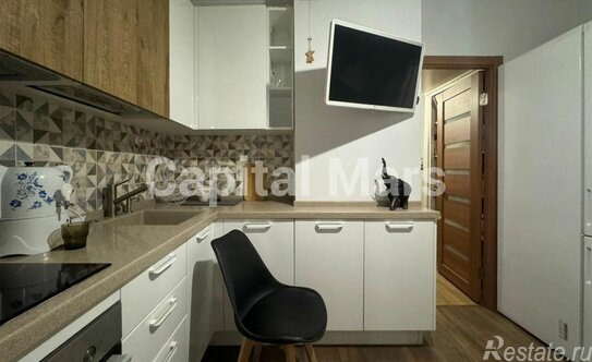 Аренда 2-комн квартиры на вторичном рынке Белозерская улица,  д. 19