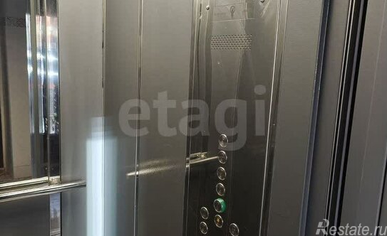 Продажа 3-комн квартиры на вторичном рынке улица Анатолия Живова,  д. 3