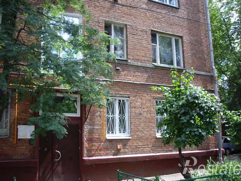 Продажа 2-комн квартиры на вторичном рынке Капотня 2-й кв-л ,  д. 14