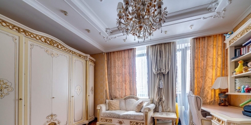 3-комн квартира Хилков переулок,  д. 1