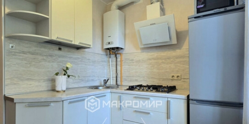 2-комн квартира улица Орджоникидзе,  д. 13
