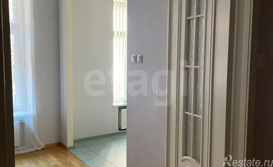 Продажа 2-комн квартиры на вторичном рынке Невский пр-кт,  д. 51