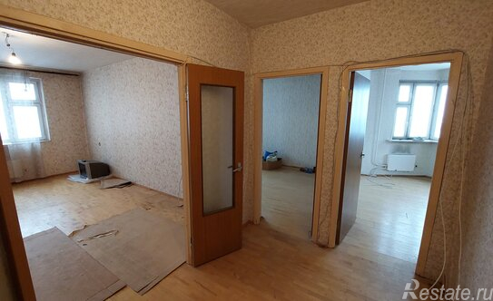 Продажа 3-комн квартиры на вторичном рынке Болшево, улица Исаева,  д. 9