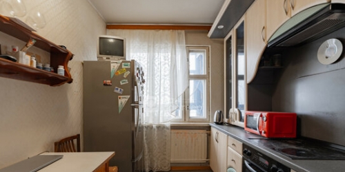 2-комн квартира Карпатская М. ул,  д. 17