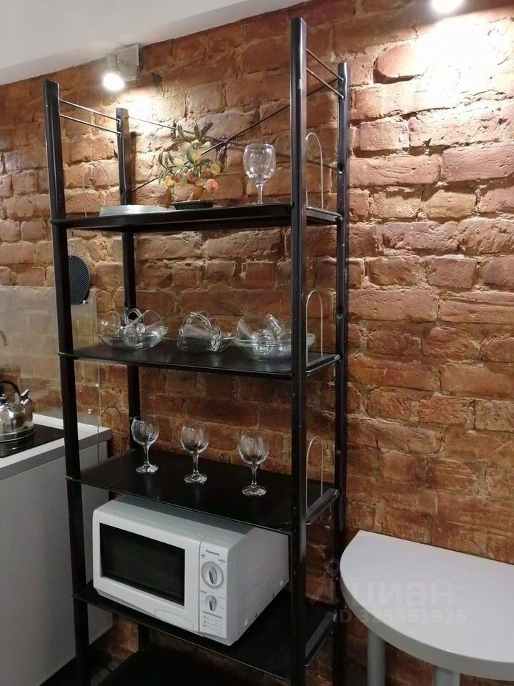 Продажа 2-комн квартиры на вторичном рынке Кронверкская улица, 12