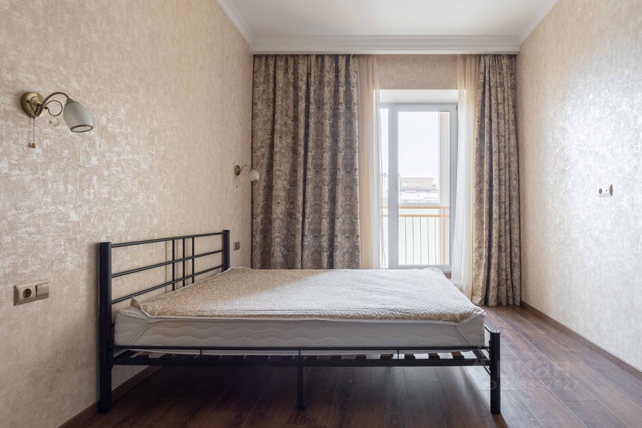 Аренда 3-комн квартиры на вторичном рынке улица Глухая Зеленина, 6