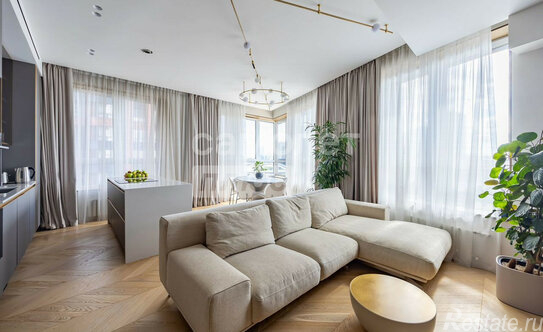 Продажа 3-комн квартиры на вторичном рынке ул Шеногина,  д. 1,  к. 89