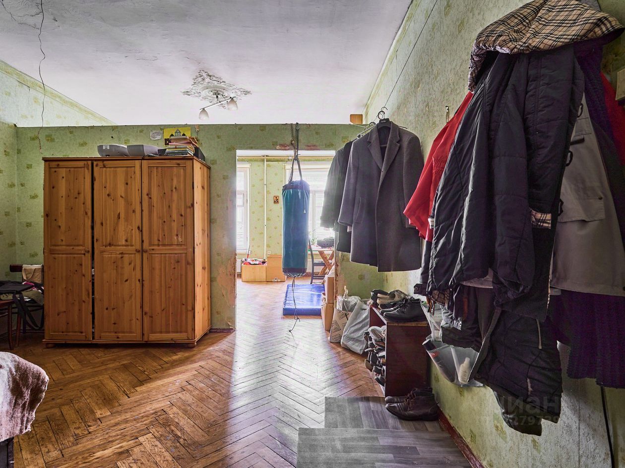 Продажа 6-комн квартиры на вторичном рынке Казанская улица, 42