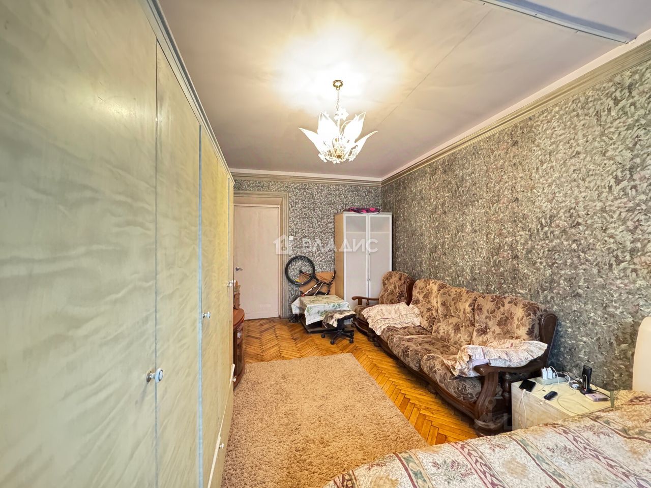Продажа 3-комн квартиры на вторичном рынке Люблинская улица, 23