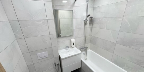 3-комн квартира ул Лёни Голикова,  д. 7