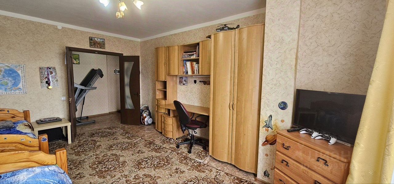 Продажа 3-комн квартиры на вторичном рынке Апрелевка, улица Островского, 34