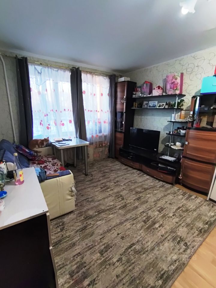 Продажа 1-комн квартиры на вторичном рынке пос. Войсковицы, площадь Манина, 4