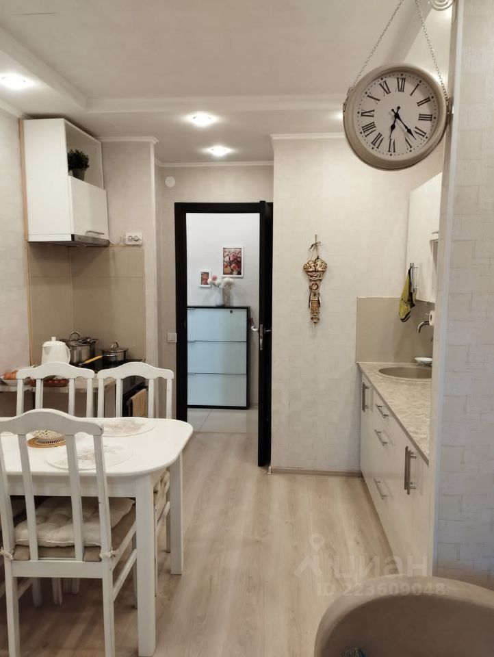 Продажа 2-комн квартиры на вторичном рынке Сертолово, улица Молодцова, 6