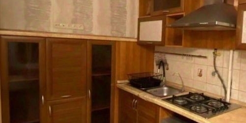 3-комн квартира улица Полосухина, 1/28