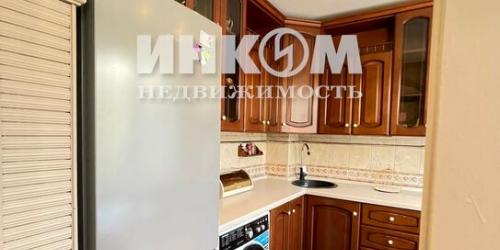 3-комн квартира ул Ясногорская,  д. 3