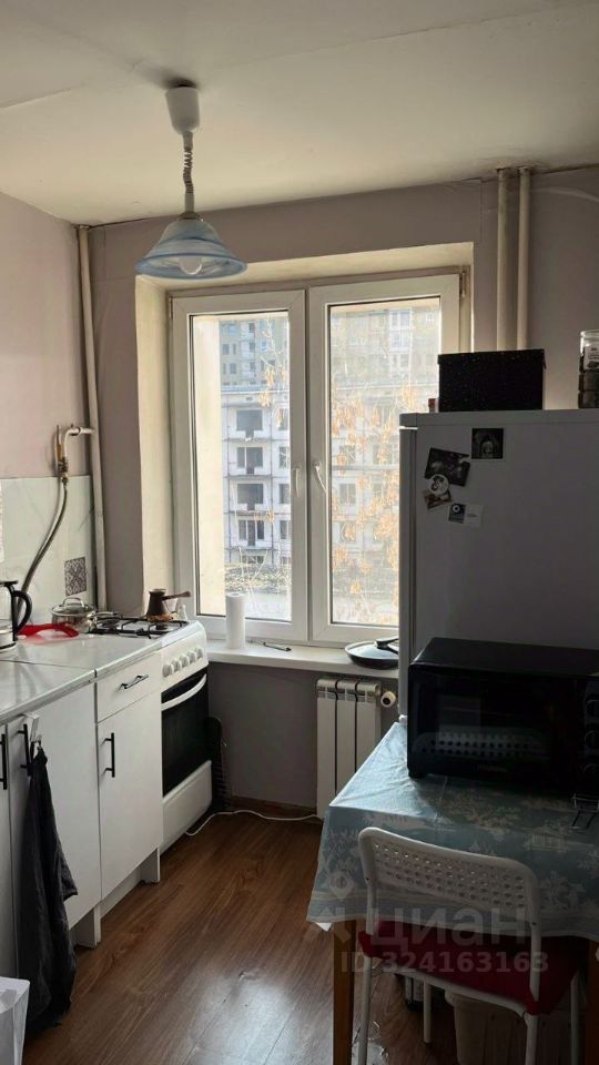 Аренда 1-комн квартиры на вторичном рынке Судостроительная улица,  д. 9