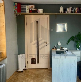 Продажа 2-комн квартиры на вторичном рынке пр-кт КИМа,  д. 28